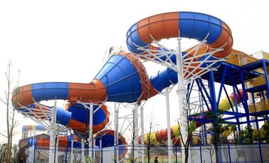Glissières d'eau adaptées aux besoins du client de structure métallique d'acier au carbone pour le parc aquatique d'aventure