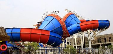 Glissières d'eau adaptées aux besoins du client de structure métallique d'acier au carbone pour le parc aquatique d'aventure
