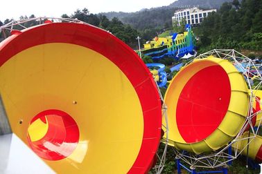 Le parc aquatique classique adapté aux besoins du client de vallée de mauvaise humeur de fibre de verre monte 1 an Waranty