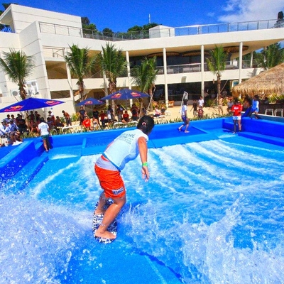 Tour de l'eau de Flowrider d'attraction, panneau simple imperméable de dérapage de vague de cavalier