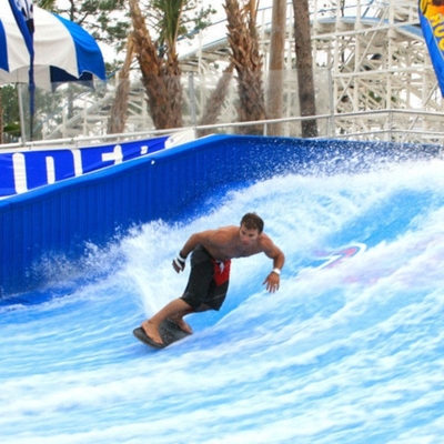Tour extérieur de l'eau de Flowrider de jeu d'Aqua pour le sport surfant faisant de la planche à roulettes
