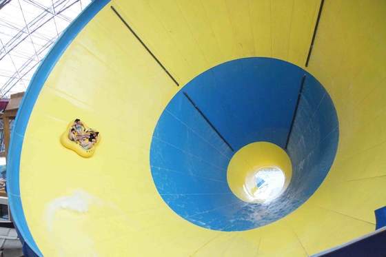 Taille adaptée aux besoins du client de diapositive 14.6m de tornade de parc aquatique de fibre de verre d'adultes pour le parc aquatique