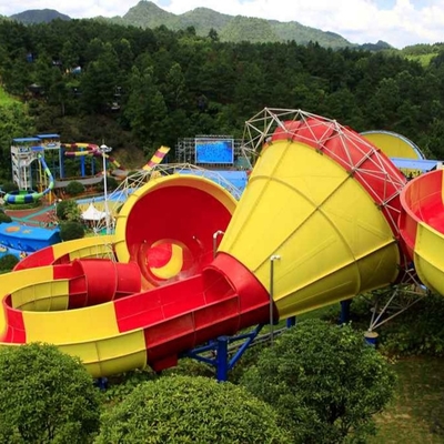 Le parc aquatique classique adapté aux besoins du client de vallée de mauvaise humeur de fibre de verre monte 1 an Waranty
