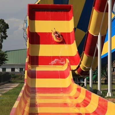 Parc aquatique extérieur d'amusement adapté aux besoins du client par géant de glissières d'eau de fibre de verre de boomerang