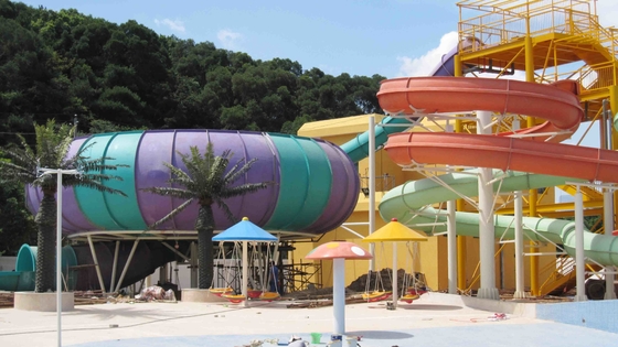 Plate-forme d'intérieur drôle 13.5m d'équipement de parc à thème de parcs aquatiques