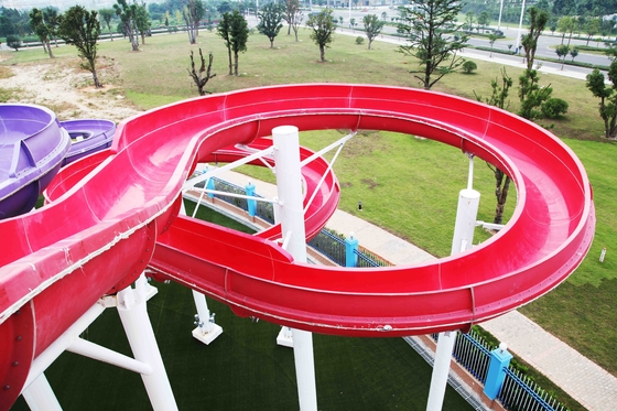 Glissières d'eau faites sur commande pour le grand parc aquatique extérieur de spirale de station de vacances, ISO-9001