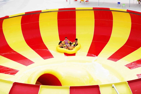 Glissières d'eau de plate-forme d'amusement de parc géant d'Aqua/équipement faits sur commande terrain de jeu de l'eau