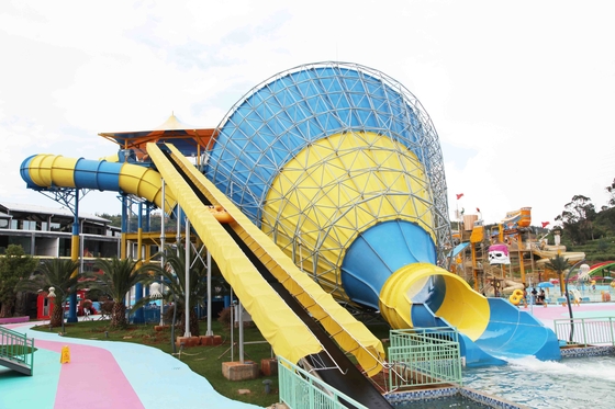 Grandes glissières de piscine de fibre de verre de tornade, jeux élevés de glissière d'eau de famille de Capicity