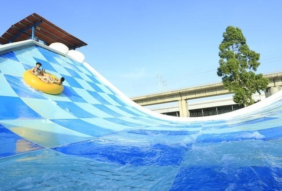 Taille de l'équipement 11m de parc d'attractions de glissières d'eau de fibre de verre de glissière de vague d'oscillation pour le parc d'Aqua