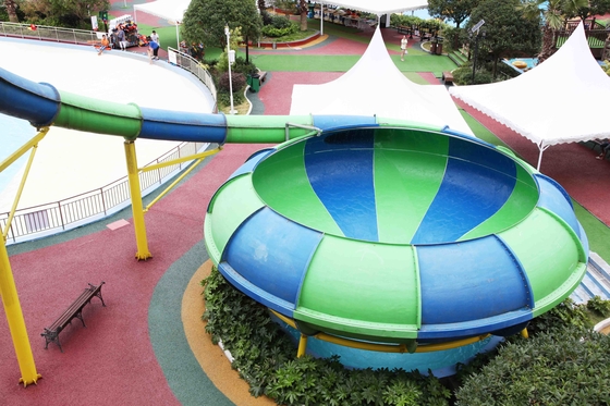 Le parc à thème glisse l'équipement de terrain de jeu de l'eau du monde de l'eau de cuvette de l'espace pour des stations de vacances/hôtel