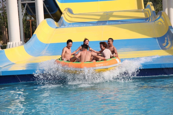 Glissière de parc d'attractions de Gaint avec la plate-forme de 13.8m/écoulement d'eau élevés 400m3/h