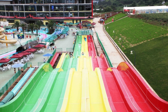 Glissières d'eau à grande vitesse de fibre de verre/glissière en plastique eau adulte pour le parc aquatique d'aventure