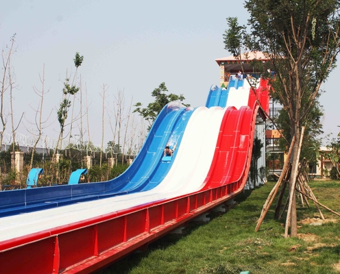 Glissières d'eau faites sur commande d'arc-en-ciel de Waterpark pour le jeu de l'eau de famille