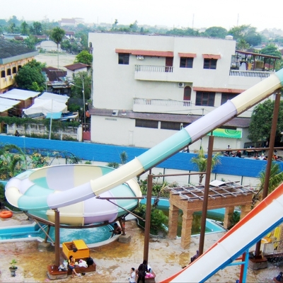 Glissières d'eau de fibre de verre de parc d'Aqua/glissière passionnantes adaptées aux besoins du client de corps pour l'amusement de l'eau