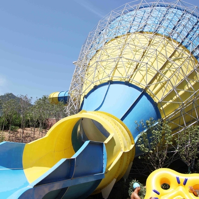Largeur faite sur commande de glissières d'eau de tornade énorme 18.6m 42*60m pour l'équitation de famille