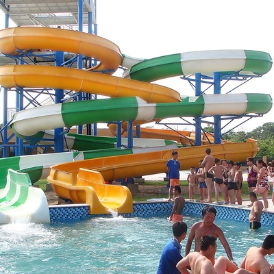 Équipement de Waterpark, fibre de verre ouverte/glissière en spirale étroite, taille faite sur commande de diapositives d'eau 11m