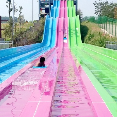 Multi - glissières d'eau faites sur commande d'arc-en-ciel de ruelles pour le matériel de fibre de verre de parc d'Aqua