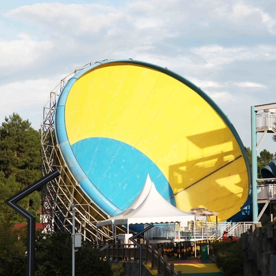 Largeur faite sur commande de glissières d'eau de tornade énorme 18.6m 42*60m pour l'équitation de famille