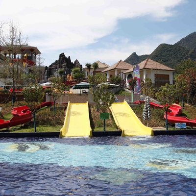 Grande glissière de terrain de jeu d'enfants avec le jeu d'Aqua, glissières d'eau de fibre de verre pour des enfants
