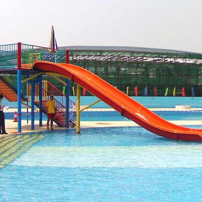 La glissière d'eau d'enfants de fibre de verre pour un parc aquatique bleu/jaune/a adapté aux besoins du client pour le parc aquatique d'enfants
