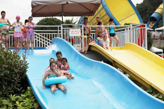 Glissières d'eau commerciales de fibre de verre d'équipement de parc aquatique pour la piscine