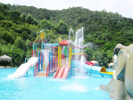 Chambre galvanisée géante de l'eau d'immersion chaude de terrain de jeu d'Aqua de l'acier inoxydable 304 pour le parc d'Aqua