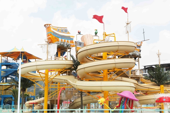 Chambre adaptée aux besoins du client par équipement de l'eau de terrain de jeu d'Aqua de fibre de verre grande pour l'amusement de famille