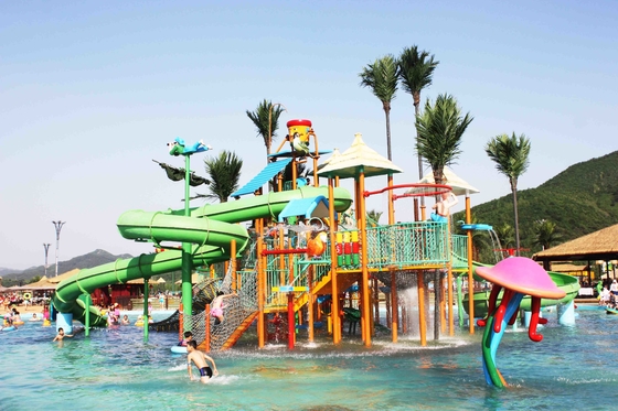 Le parc aquatique des enfants adaptés aux besoins du client, glissières d'eau de fibre de verre amuse plus de 400 invités