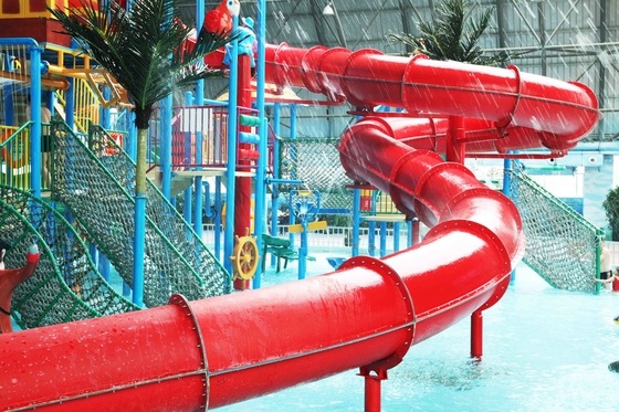 Le parc aquatique de l'acier inoxydable 304 avec le terrain de jeux d'intérieur, FPR a fixé le type