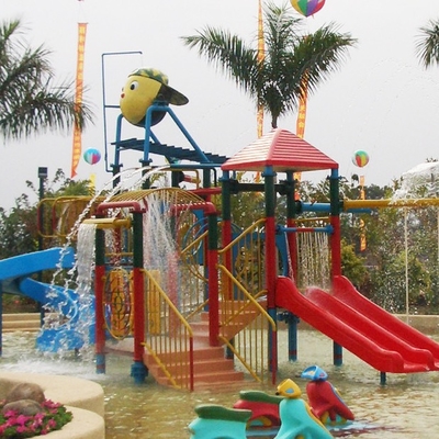Structures de terrain de jeu de Chambre de l'eau des enfants avec la glissière d'eau, filet de montée, jet d'eau
