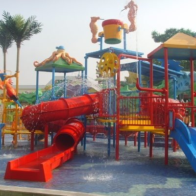 Équipements de parc aquatique, terrain de jeu de l'eau des enfants pour 50 cavaliers 17,5 * 11 * 7m