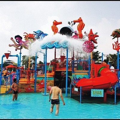Équipements de parc aquatique, terrain de jeu de l'eau des enfants pour 50 cavaliers 17,5 * 11 * 7m