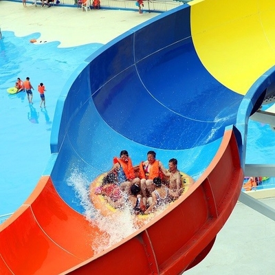 Waterslides passionnants de fibre de verre de piscine d'Aqua d'équipement géant de parc pour des adultes