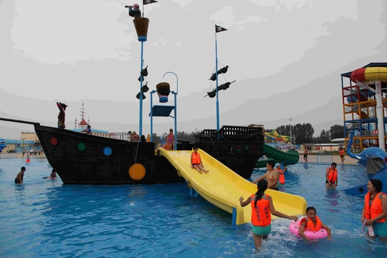 L'équipement de parc aquatique de jeu d'Aqua de corsaire/a adapté le bateau aux besoins du client de pirate de fibre de verre