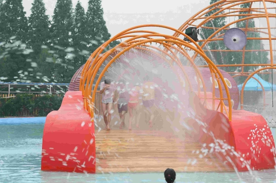 Grand jeu d'Aqua d'amusement de crabe de labyrinthe de fibre de verre de parc aquatique extérieur d'équipement