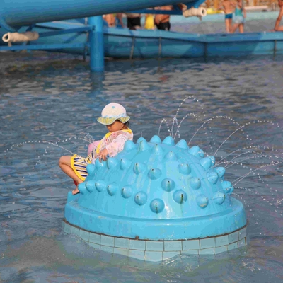 Terrain de jeu de l'eau formé par hérisson d'équipement de parc d'Aqua de jet avec pleuvoir