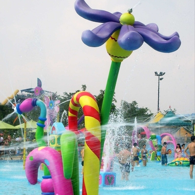 Équipement adapté aux besoins du client de terrain de jeu de l'eau de pulvérisation de fleur, équipement de parc d'attractions