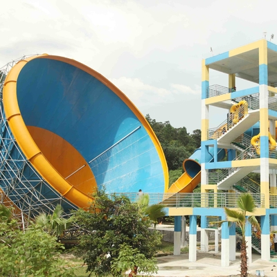La piscine d'eau de fibre de verre de tornade glisse pour le sport aquatique adulte de parc d'aqua