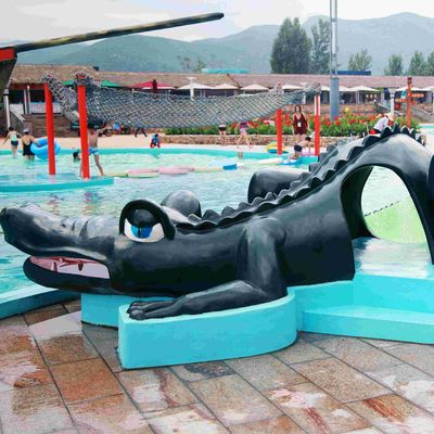 La glissière de crocodile de bande dessinée d'équipement de parc aquatique de fibre de verre pour des enfants/a adapté la glissière aux besoins du client d'eau