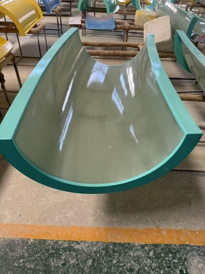 Toboggans aquatiques en fibre de verre Aqua Loop pour piscines - Équipement de parcs aquatiques Vison