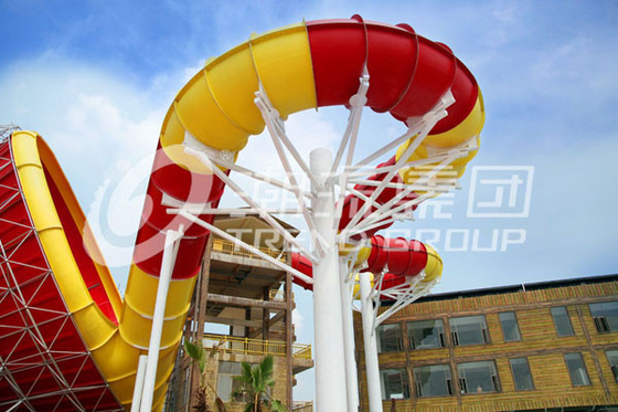 Taille superbe adaptée aux besoins du client de plate-forme de diapositives d'eau de fibre de verre de tornade 14.6m pour le parc aquatique orienté