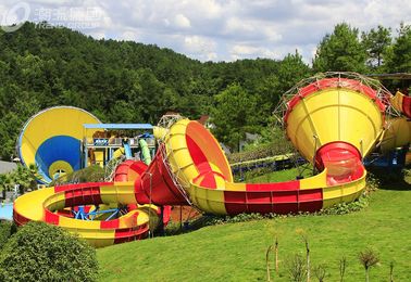 Glissières d'eau commerciales de fibre de verre de trompette pour les adultes/terrain de jeu de parc aquatique