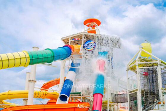 Thème personnalisé Gigantic Water House Aqua Playground avec une capacité de 1200 personnes et de l'acier galvanisé à chaud